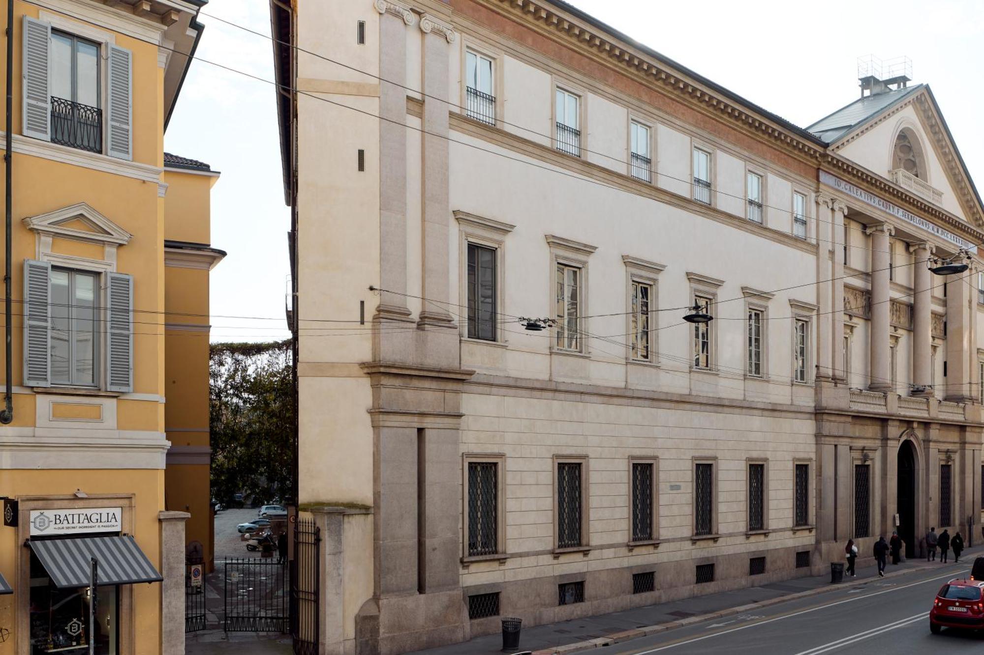 Apartment Corso Venezia View With Private Balcony - Corso Venezia