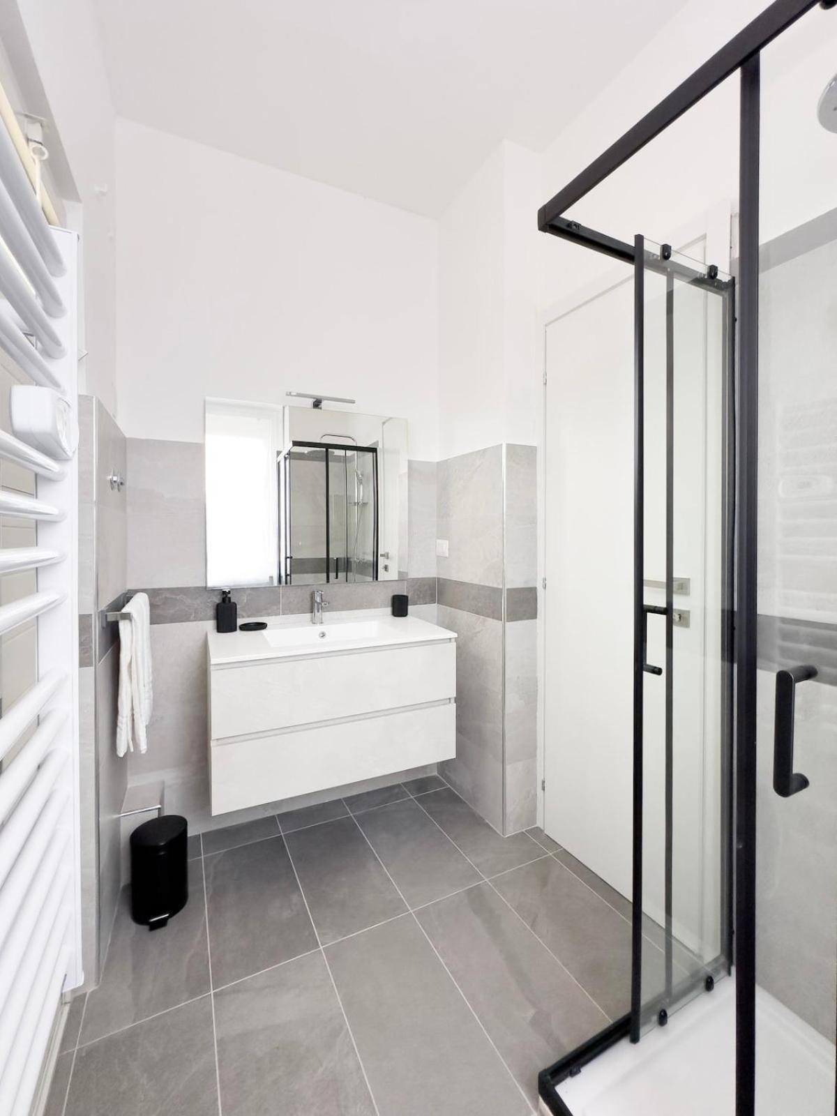 A Chic 2-rooms * Milan