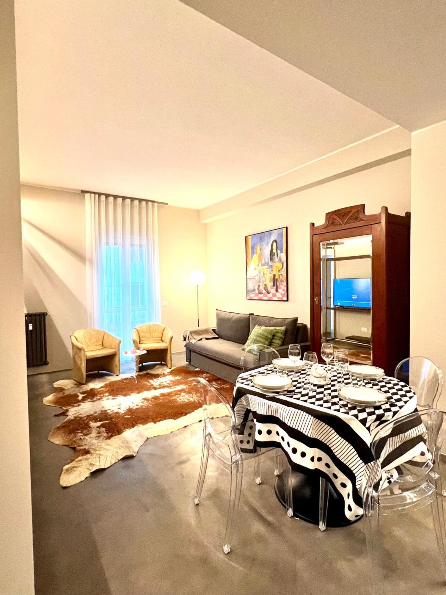 Apartment Design District Luxury
