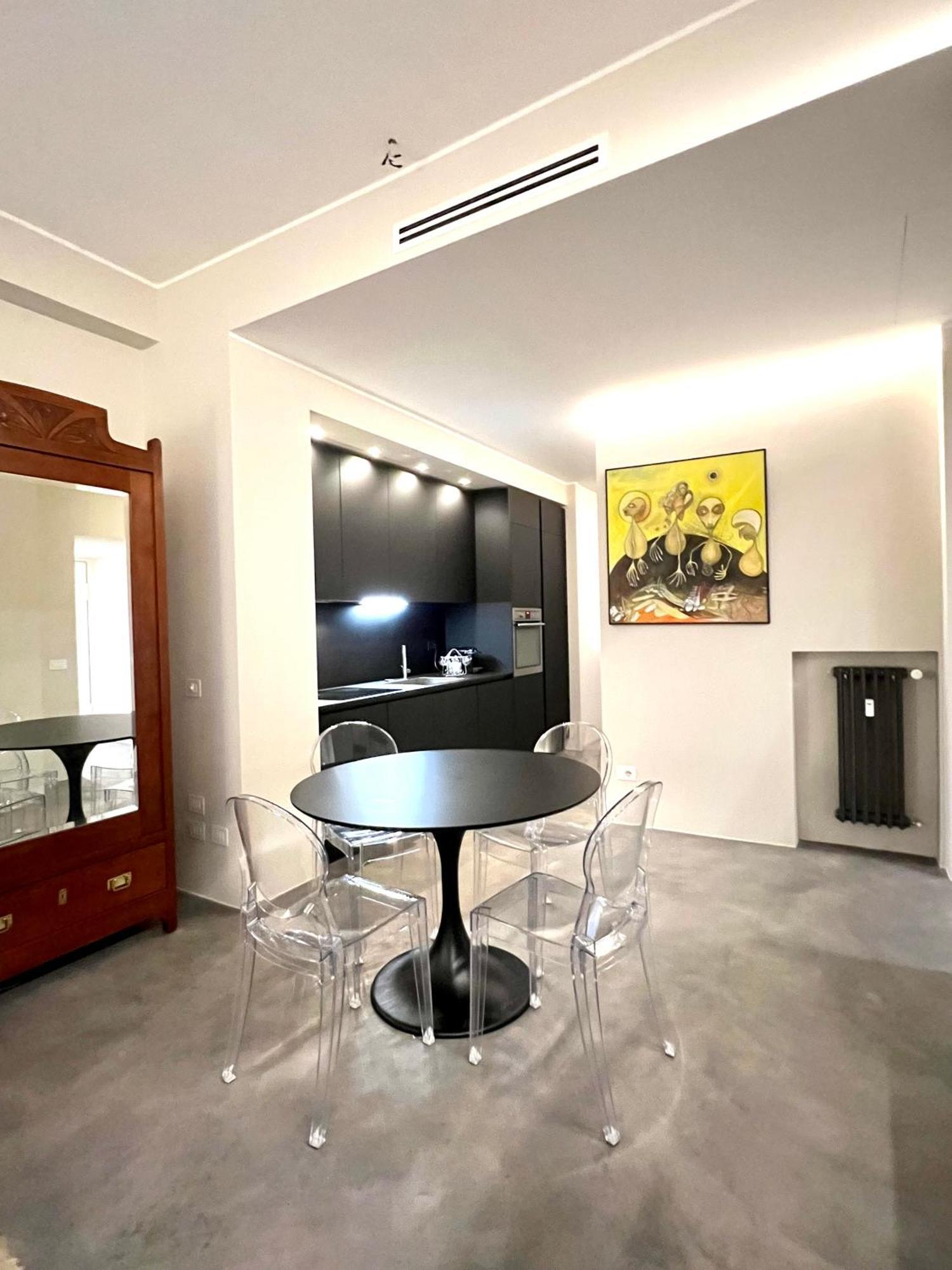 Design District Luxury Apartment Milan
