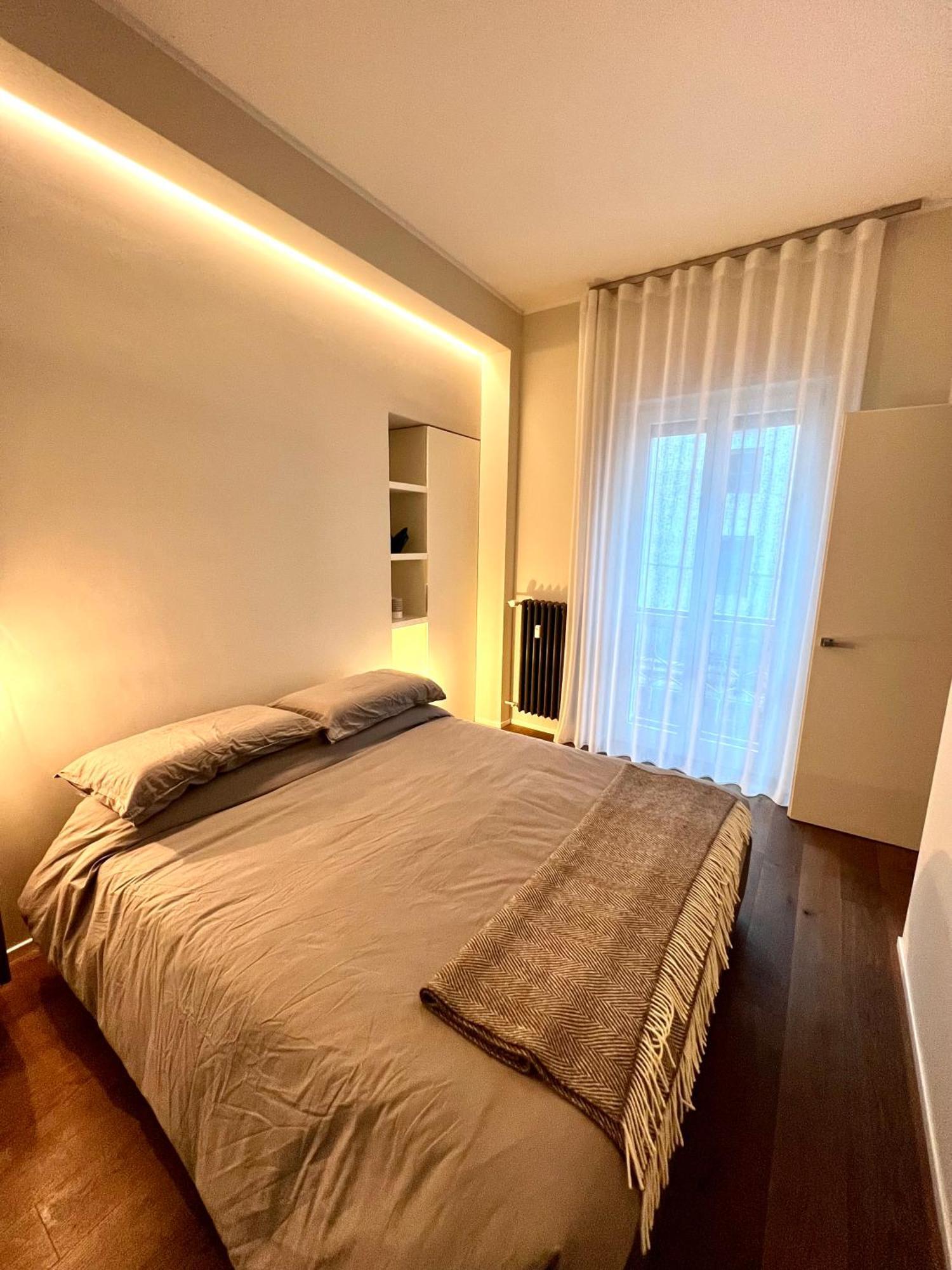 Apartment Design District Luxury