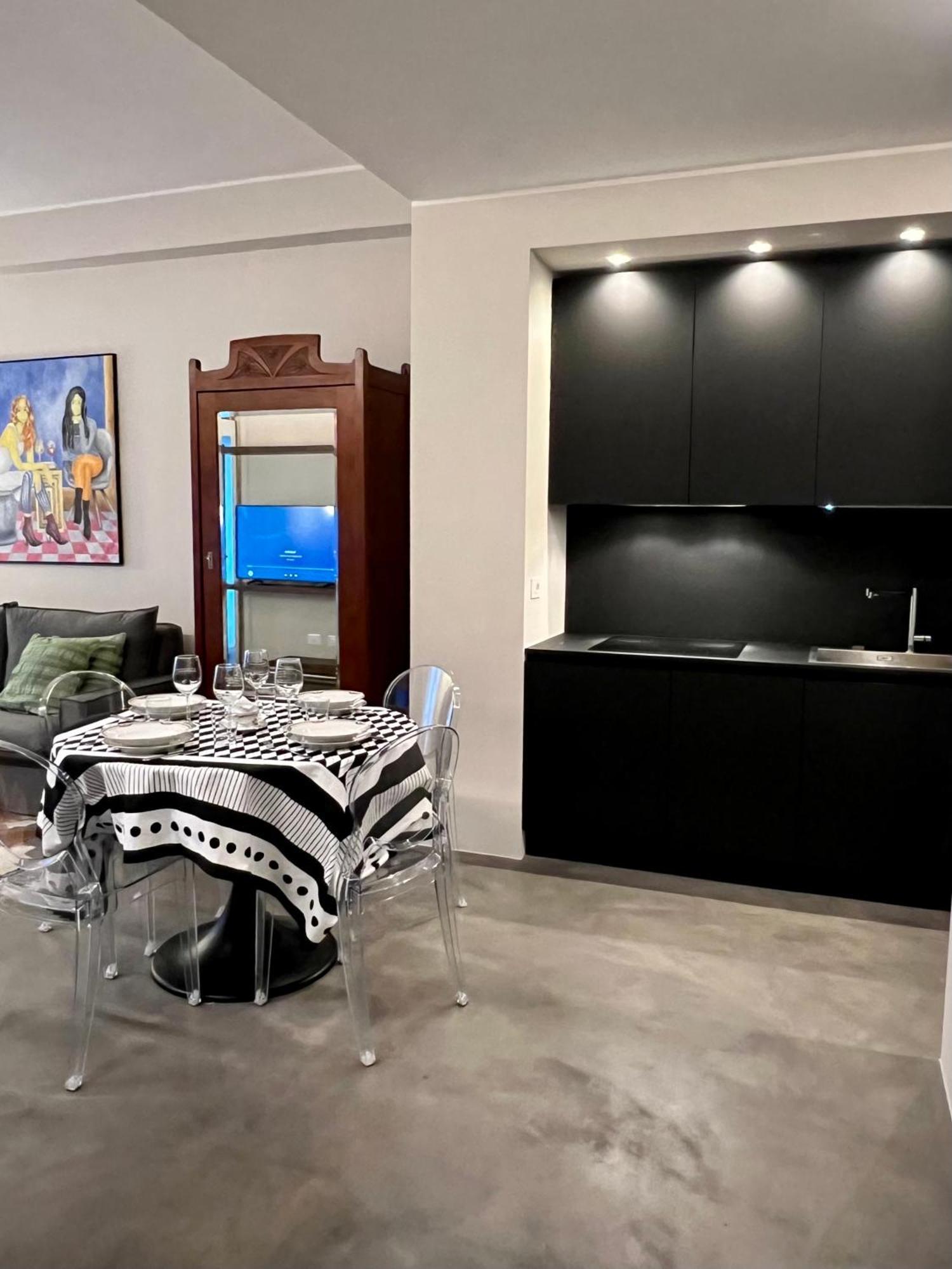 Apartment Design District Luxury
