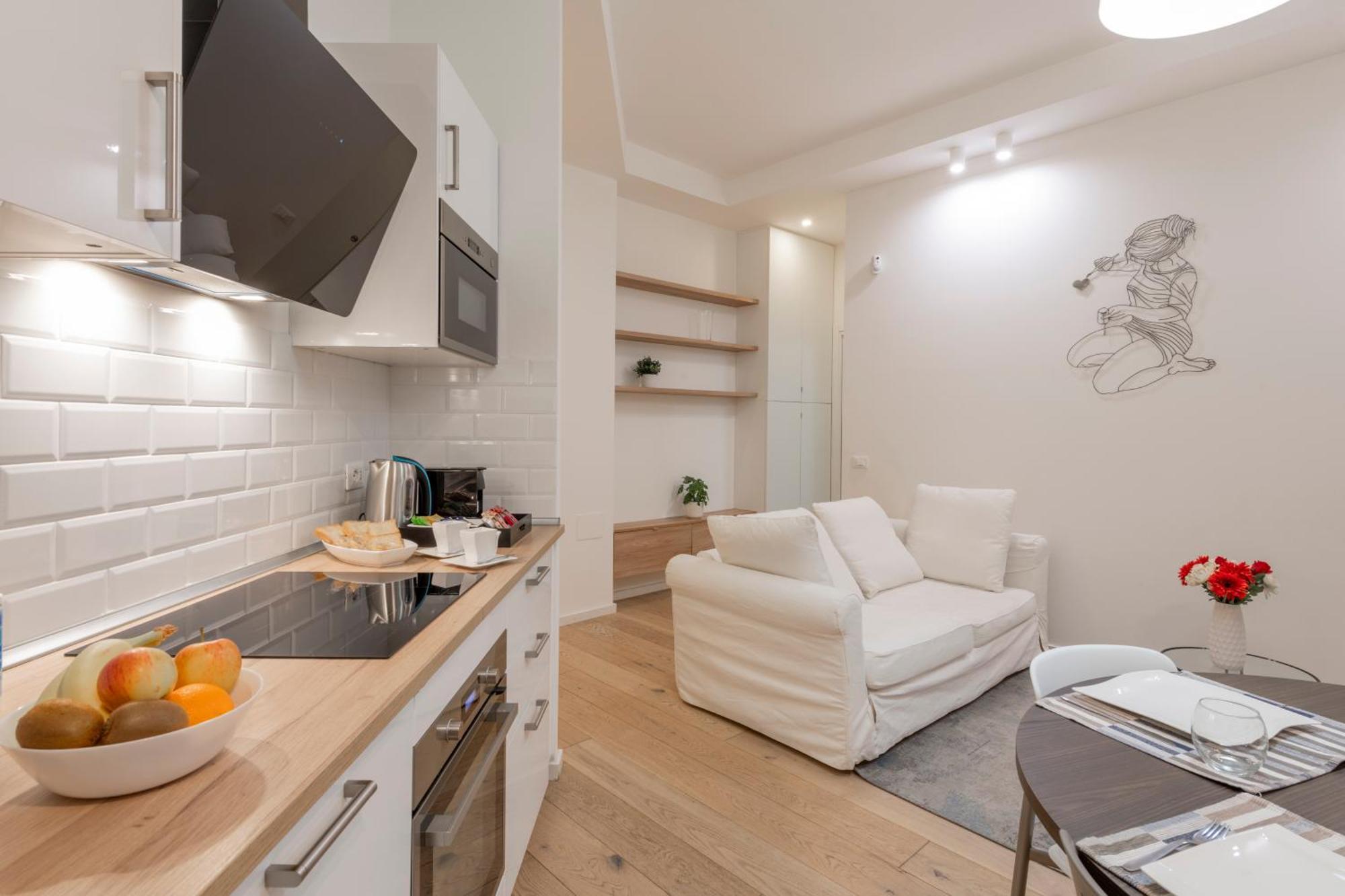 Longhena, 7 - Total White Apartment Milan