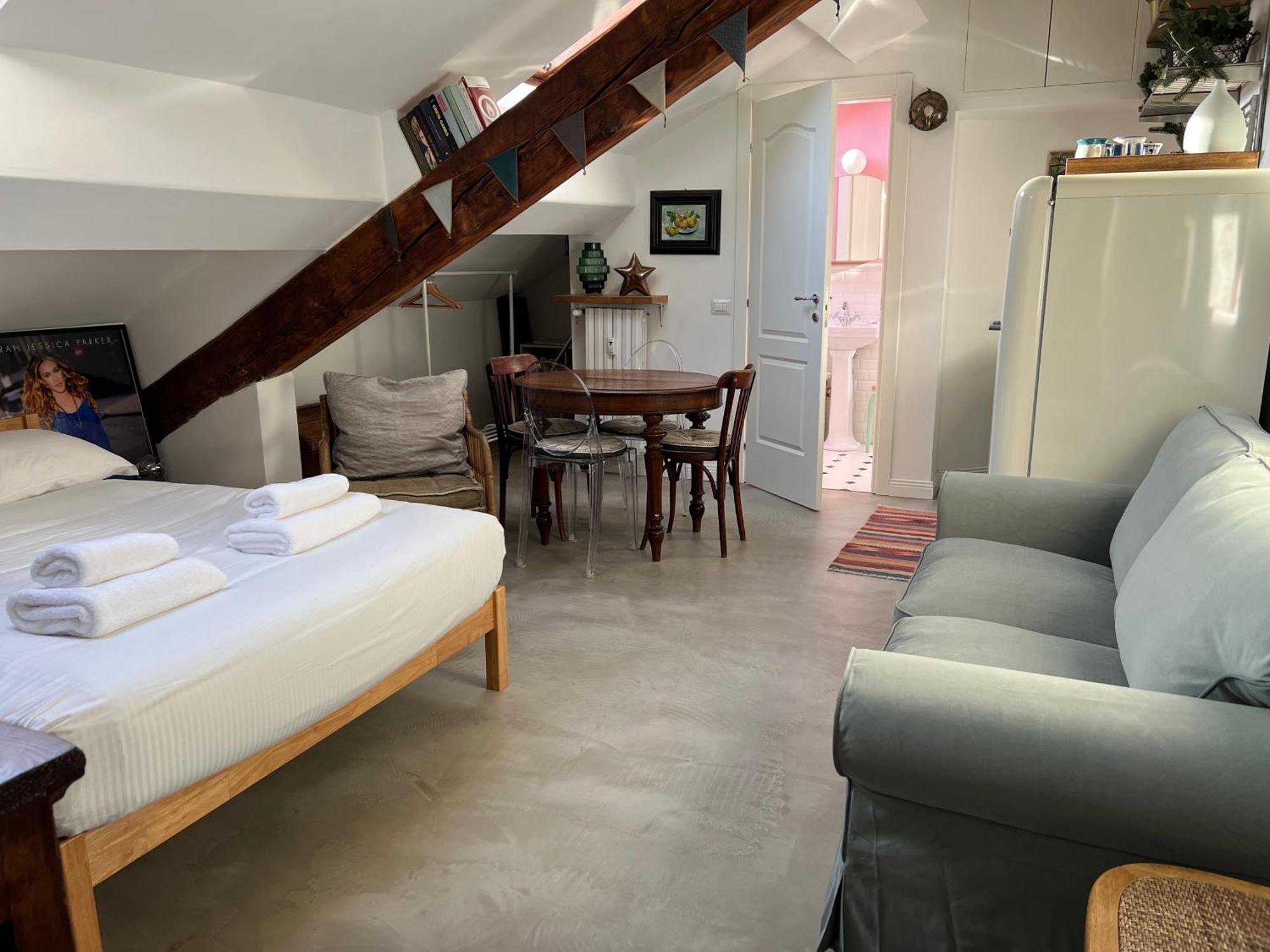 Incantevole Loft Accanto Stazione