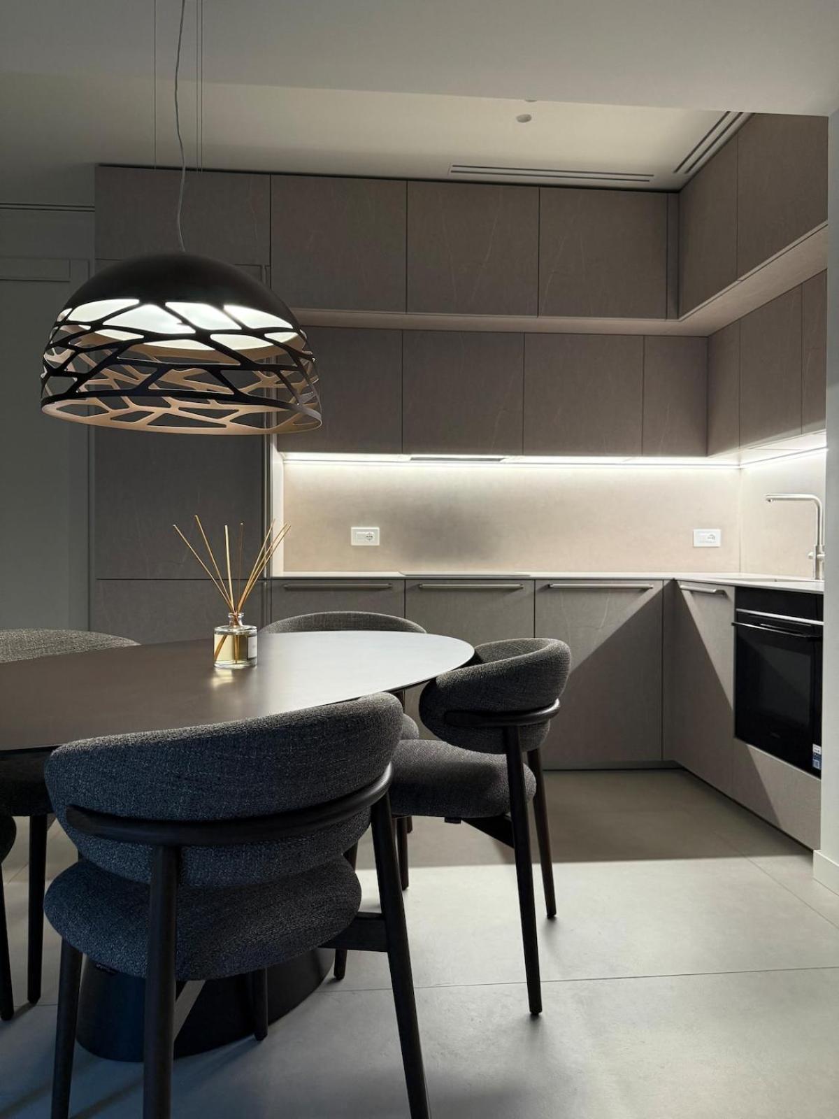 Ando's Boutique Garden Apartment