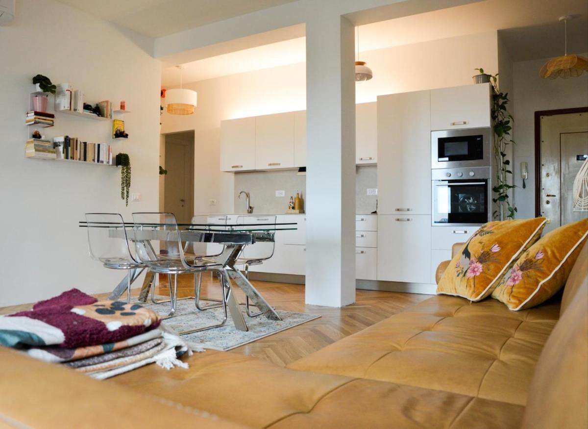 Amazing View On Navigli Apartment Milan