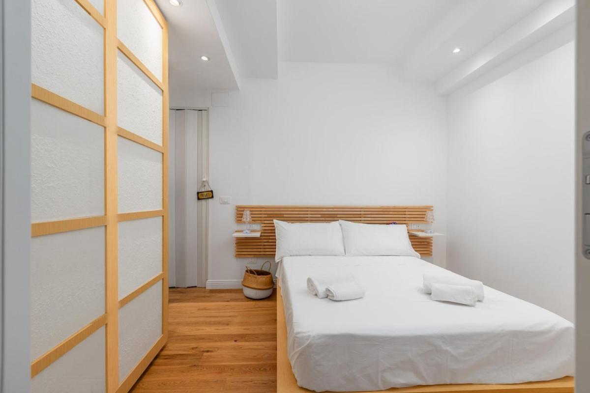 Navigli Darsena Celebrity House Apartment