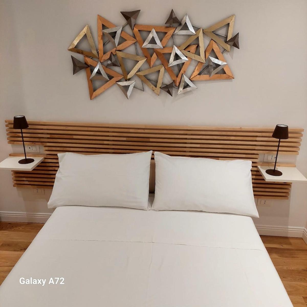 Navigli Darsena Celebrity House Apartment *