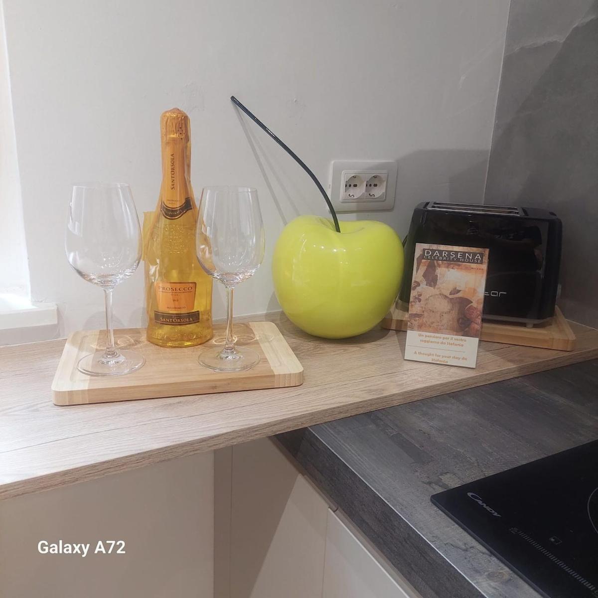 Apartment Navigli Darsena Celebrity House Milan