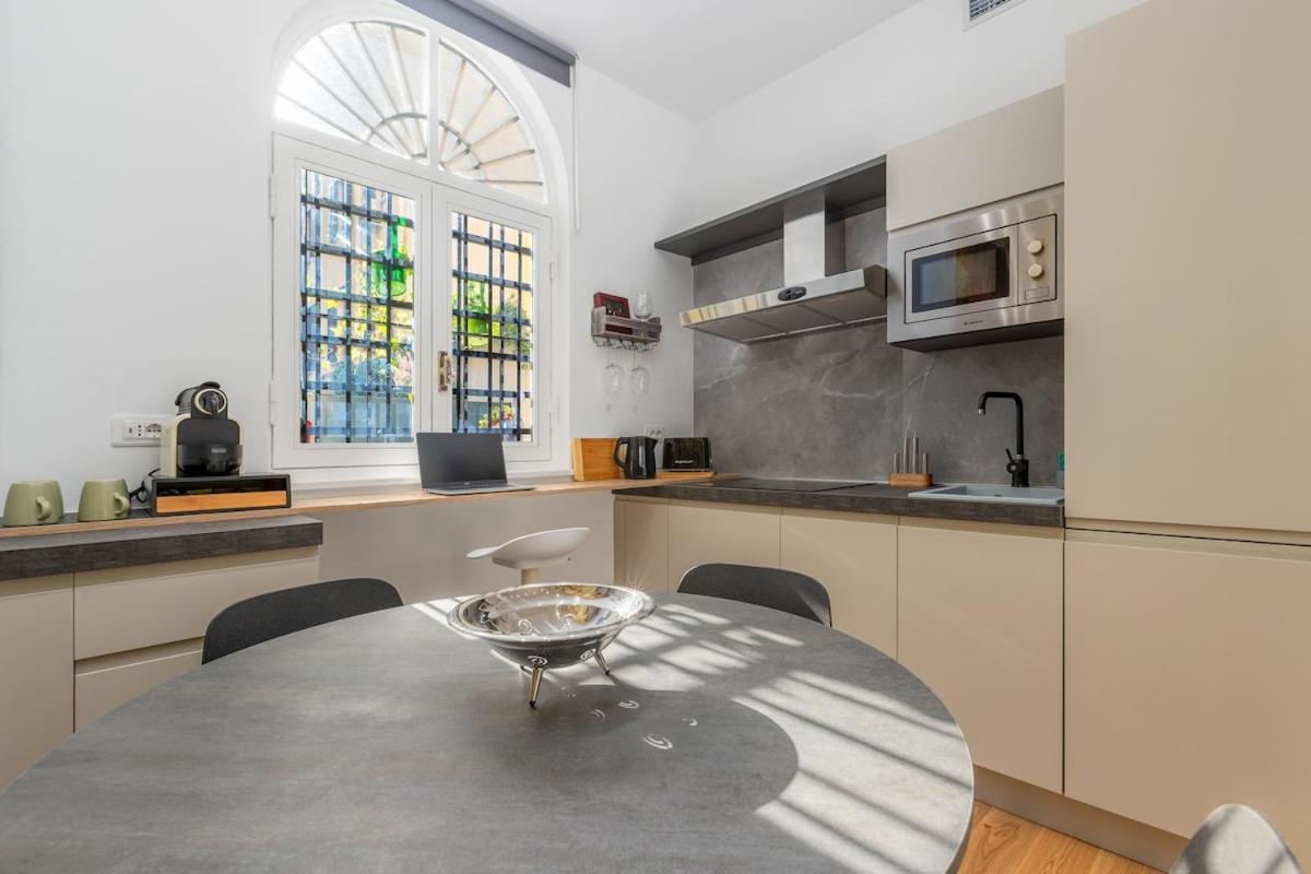 Apartment Navigli Darsena Celebrity House Milan