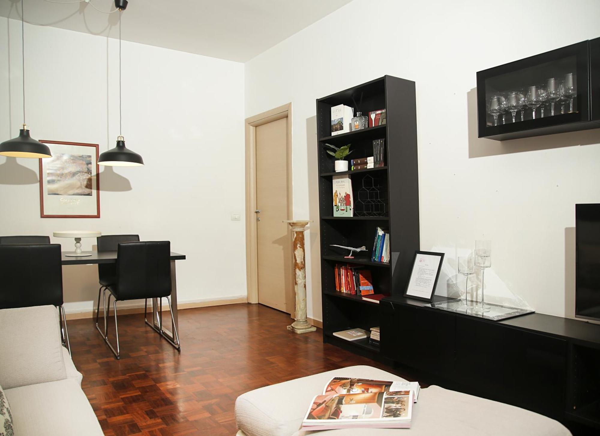 Taormina 36 - Ampio Trilocale Zona Isola E Niguarda Con Balcone! Apartamento Milão