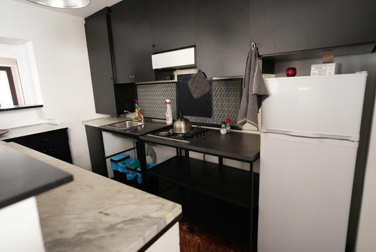 Very Vintage Milanese Apartment Milan