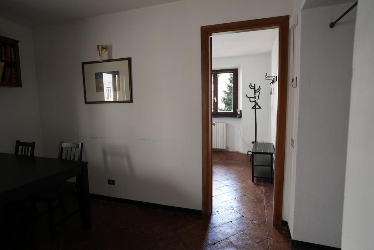 Very Vintage Milanese Apartment *
