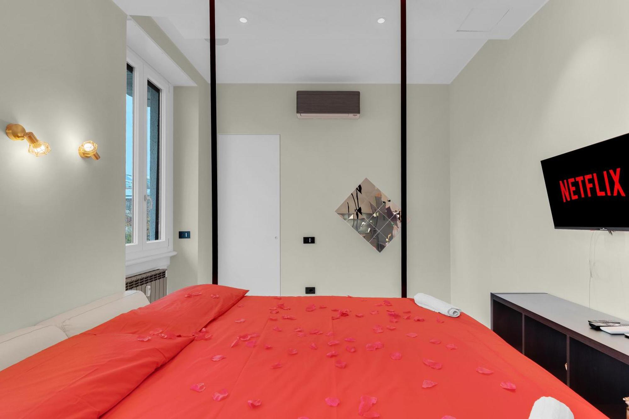 Is In The Air - Suspended Bed & Bath Hub *