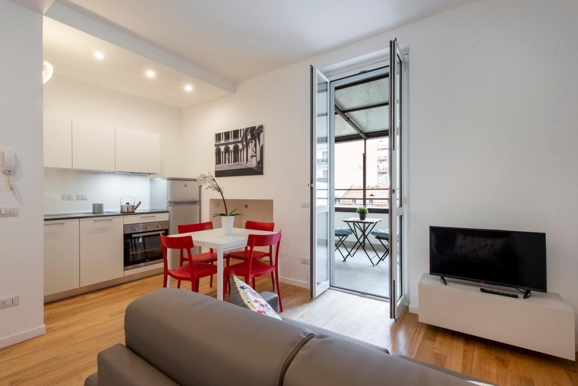 Aristotele Building - B Apartment *