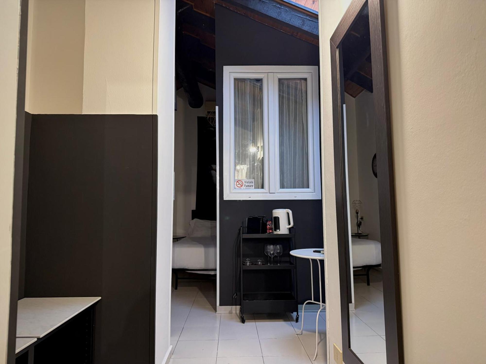 Hosting Dreams Attics - Duomo Milan