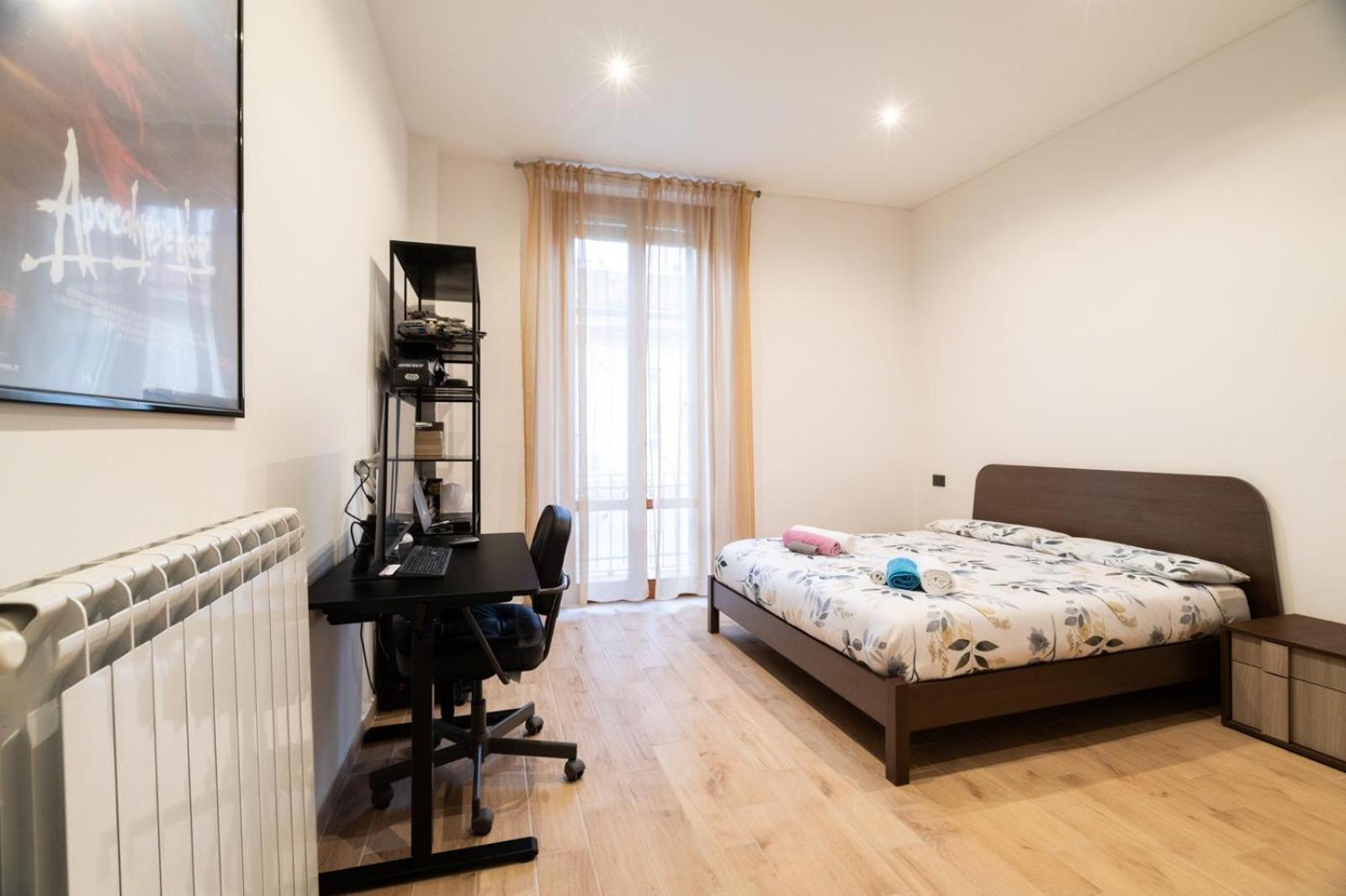 Forlanini M4-duomo Apartment *