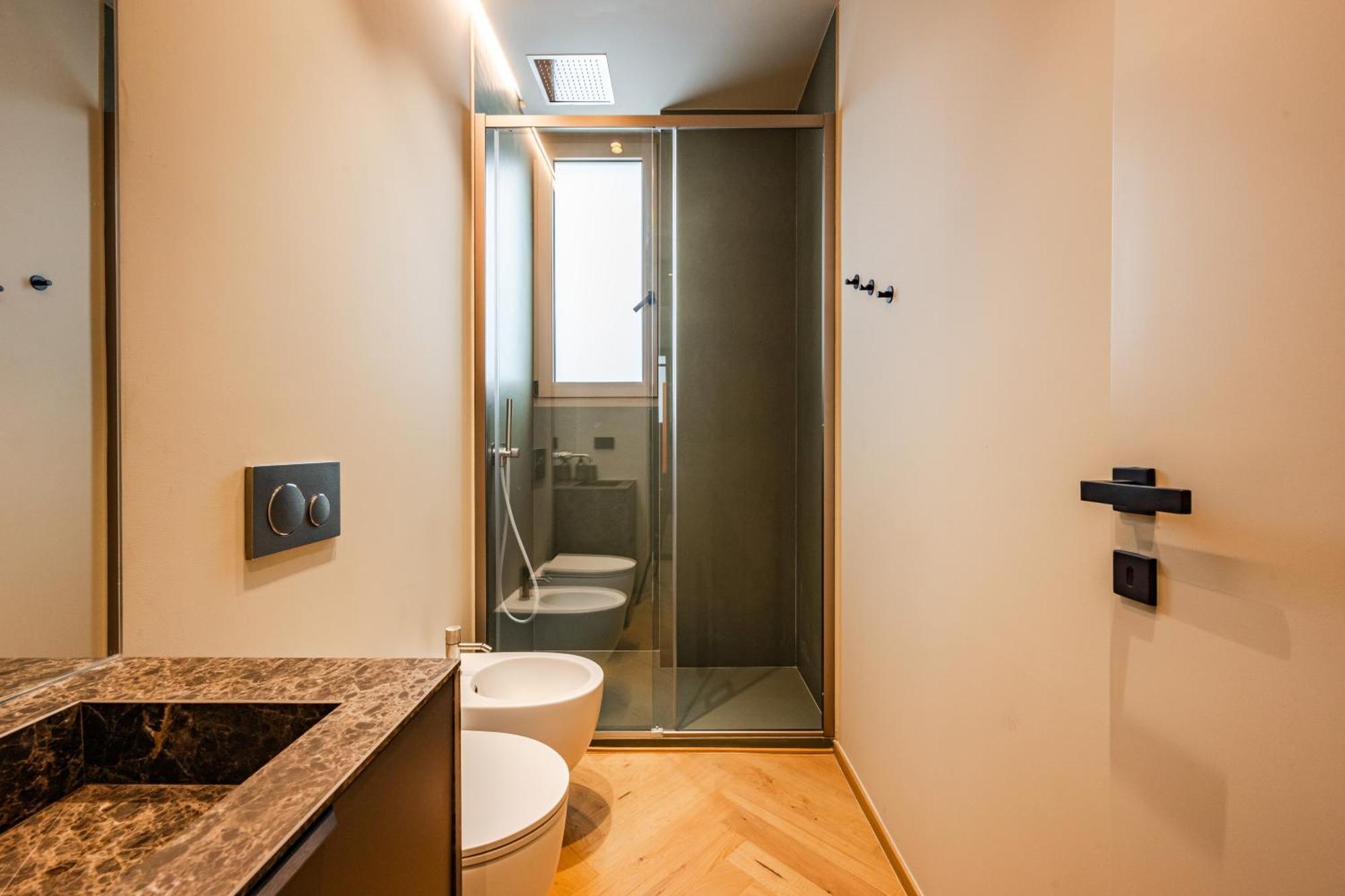 Apartment Luxury With View Steps From The Duomo