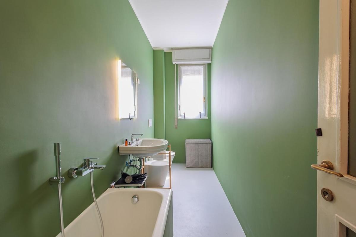 Station 3 Bedrooms & 2 Bathrooms - B Apartment Milan