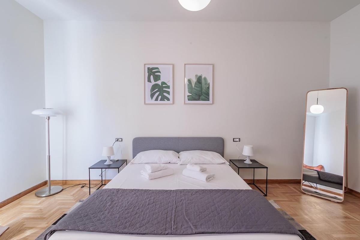 Station 3 Bedrooms & 2 Bathrooms - B Milan