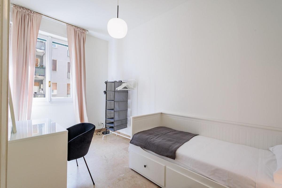 Station 3 Bedrooms & 2 Bathrooms - B Apartment Milan