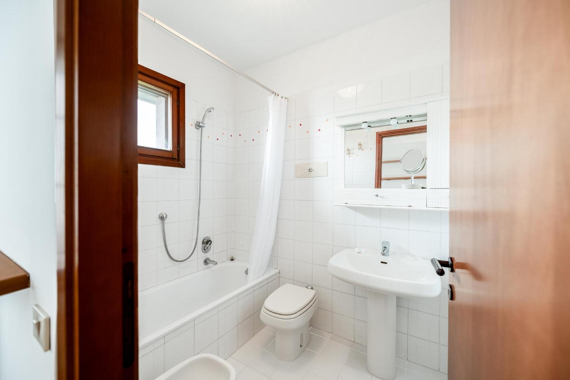 Quiet With Terrace - 20 Min From Duomo Apartment *