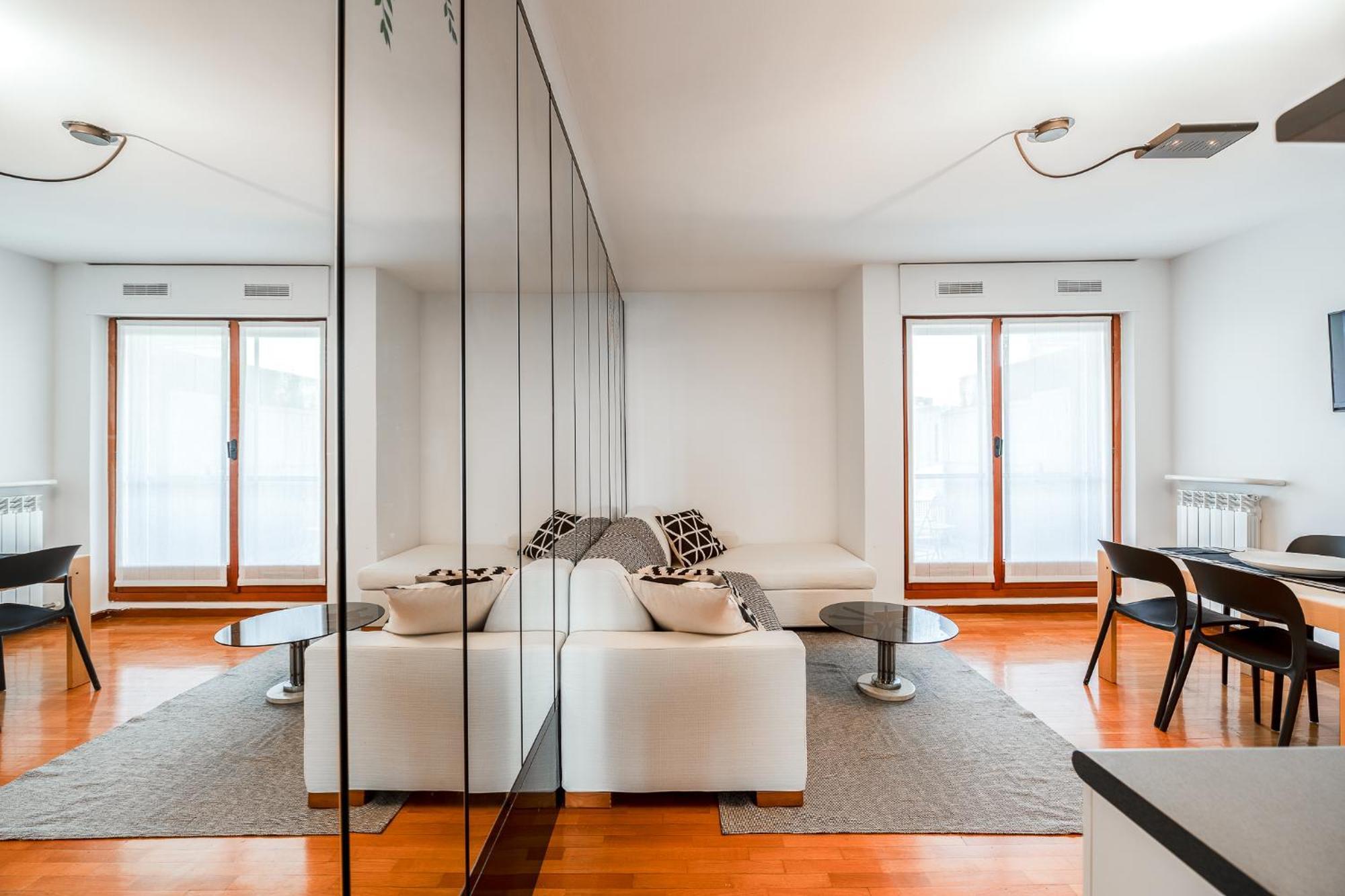 Apartment Quiet With Terrace - 20 Min From Duomo