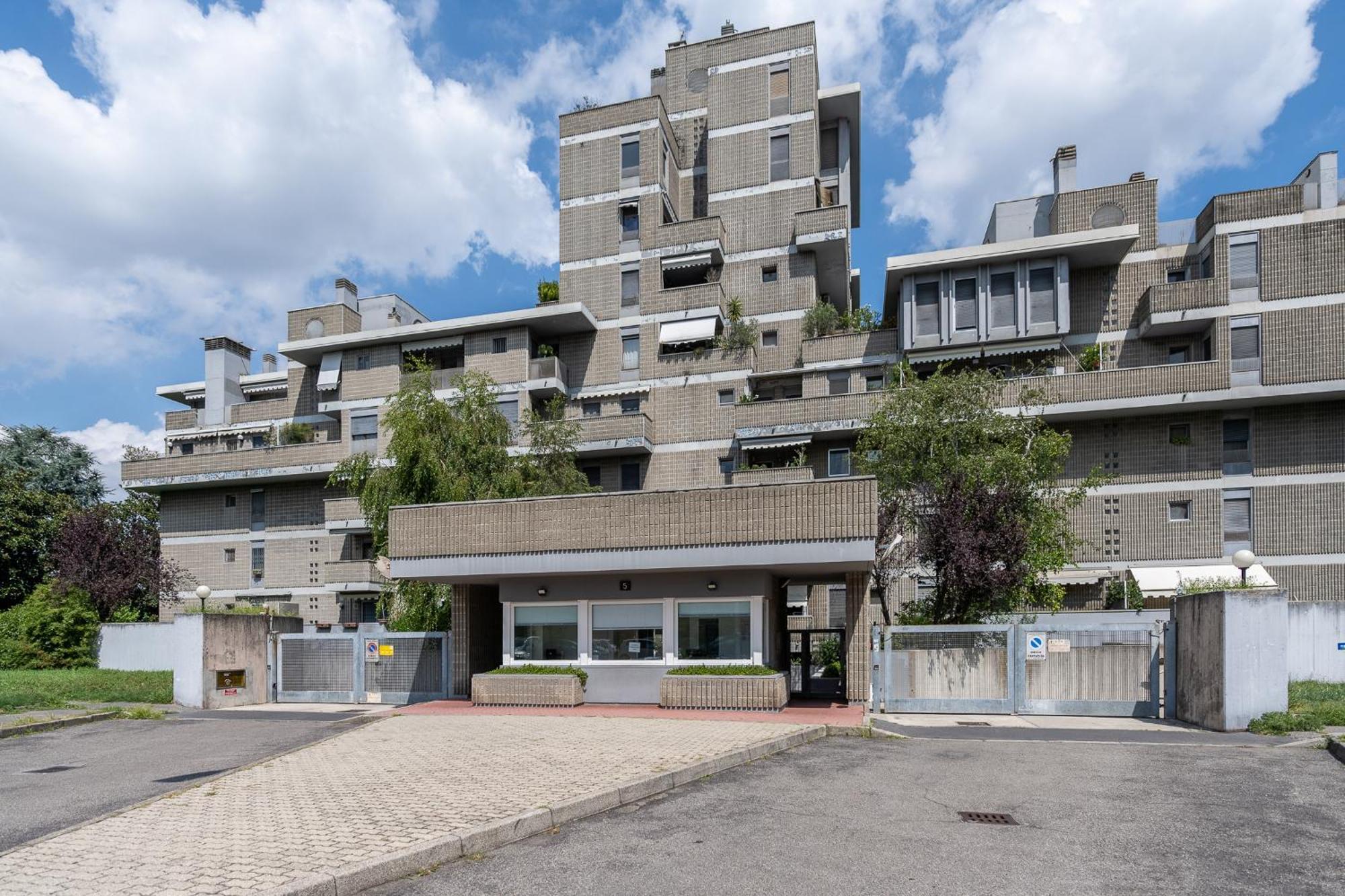 Apartment Quiet With Terrace - 20 Min From Duomo *