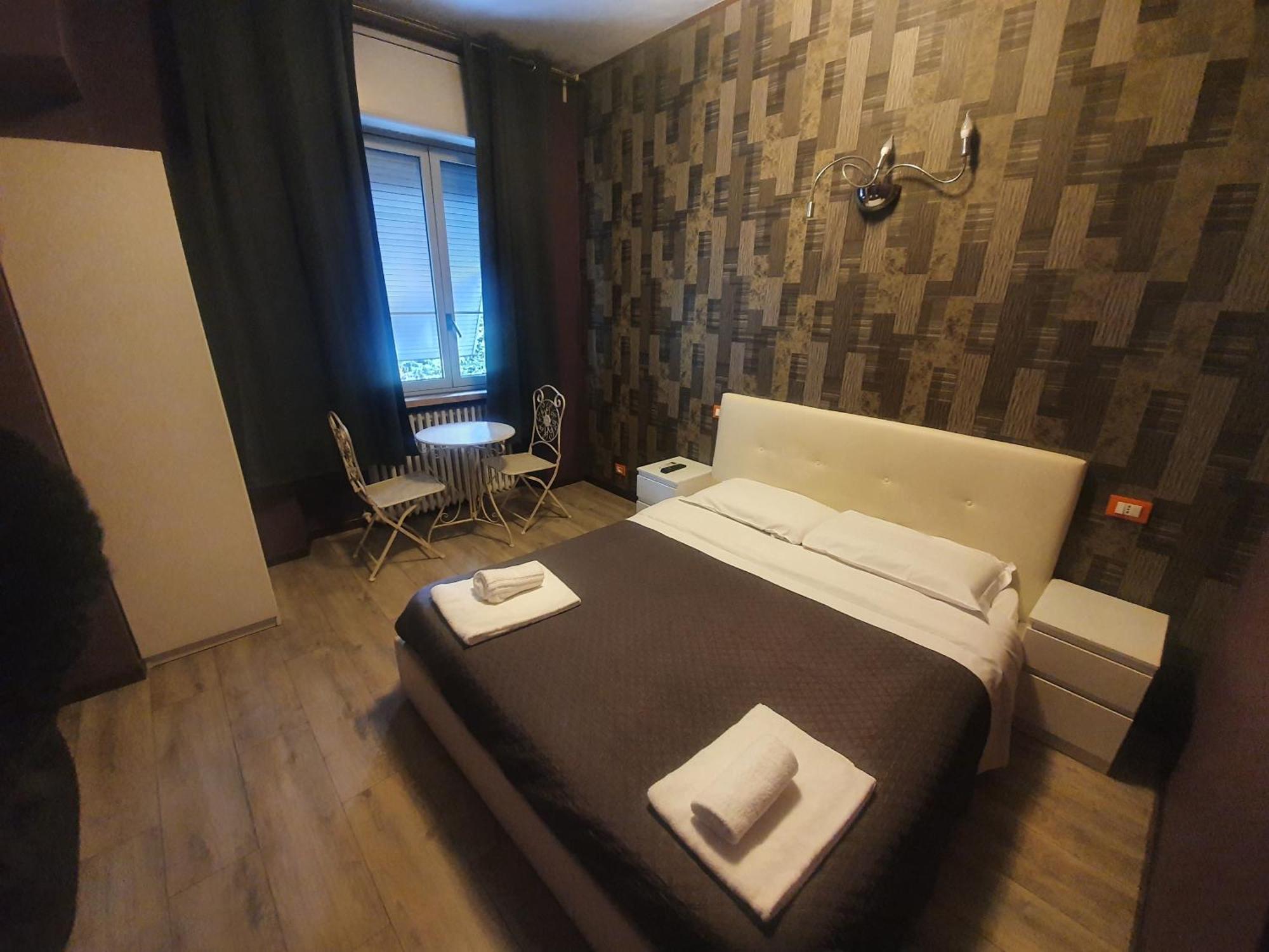 Affittacamere Sira House 2*