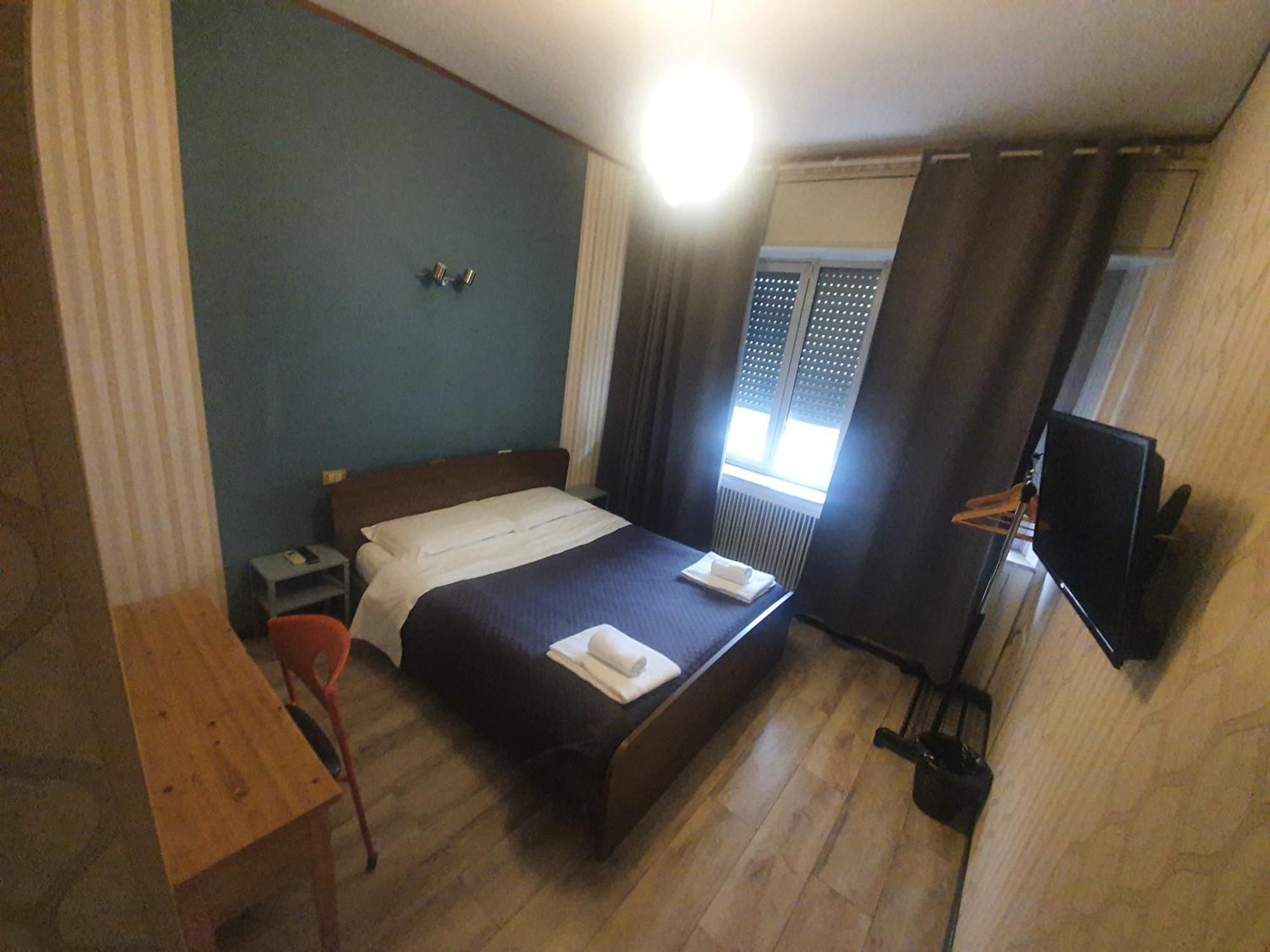 Sira House 2* Milano