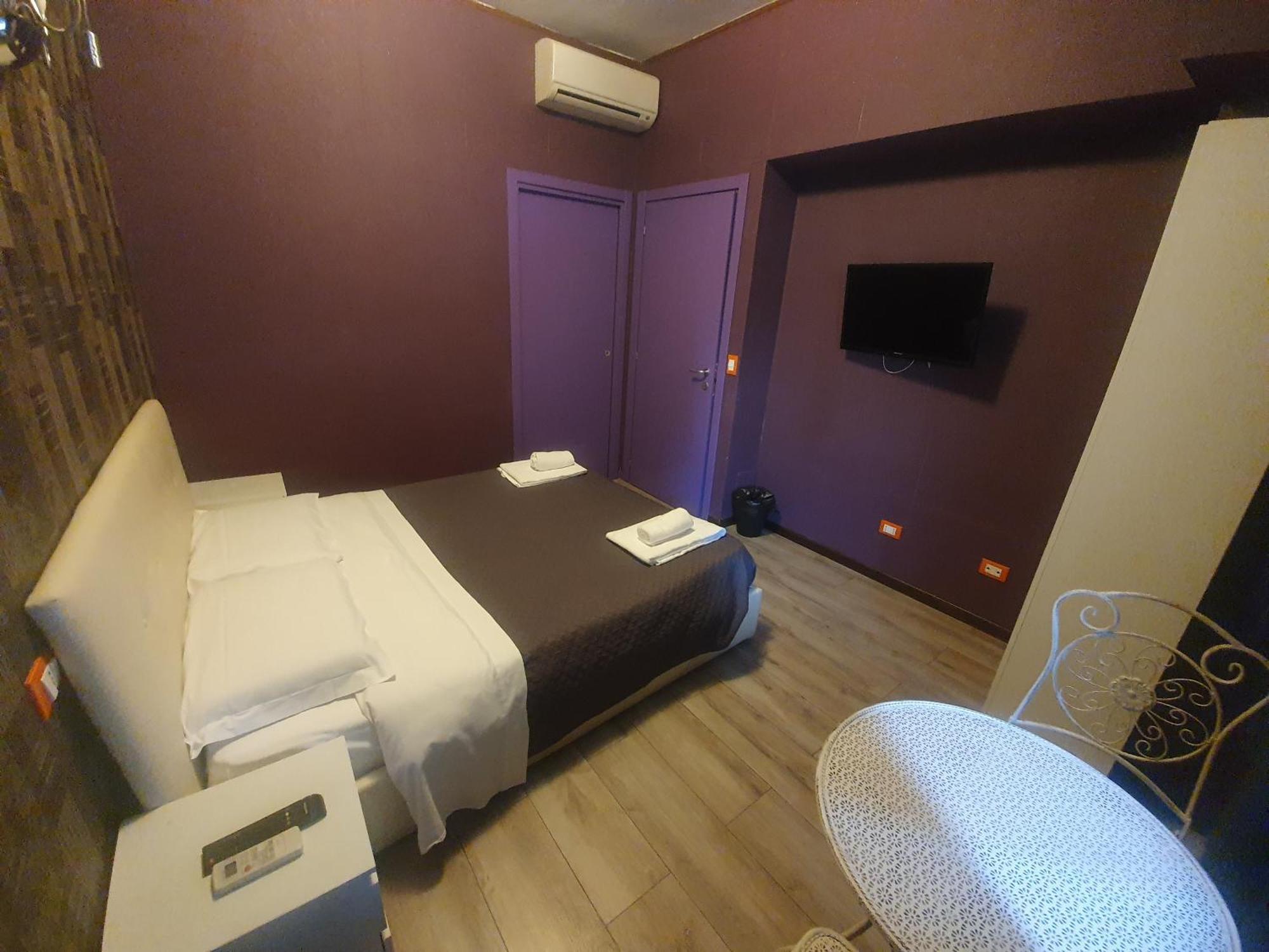 Sira House 2* Milano