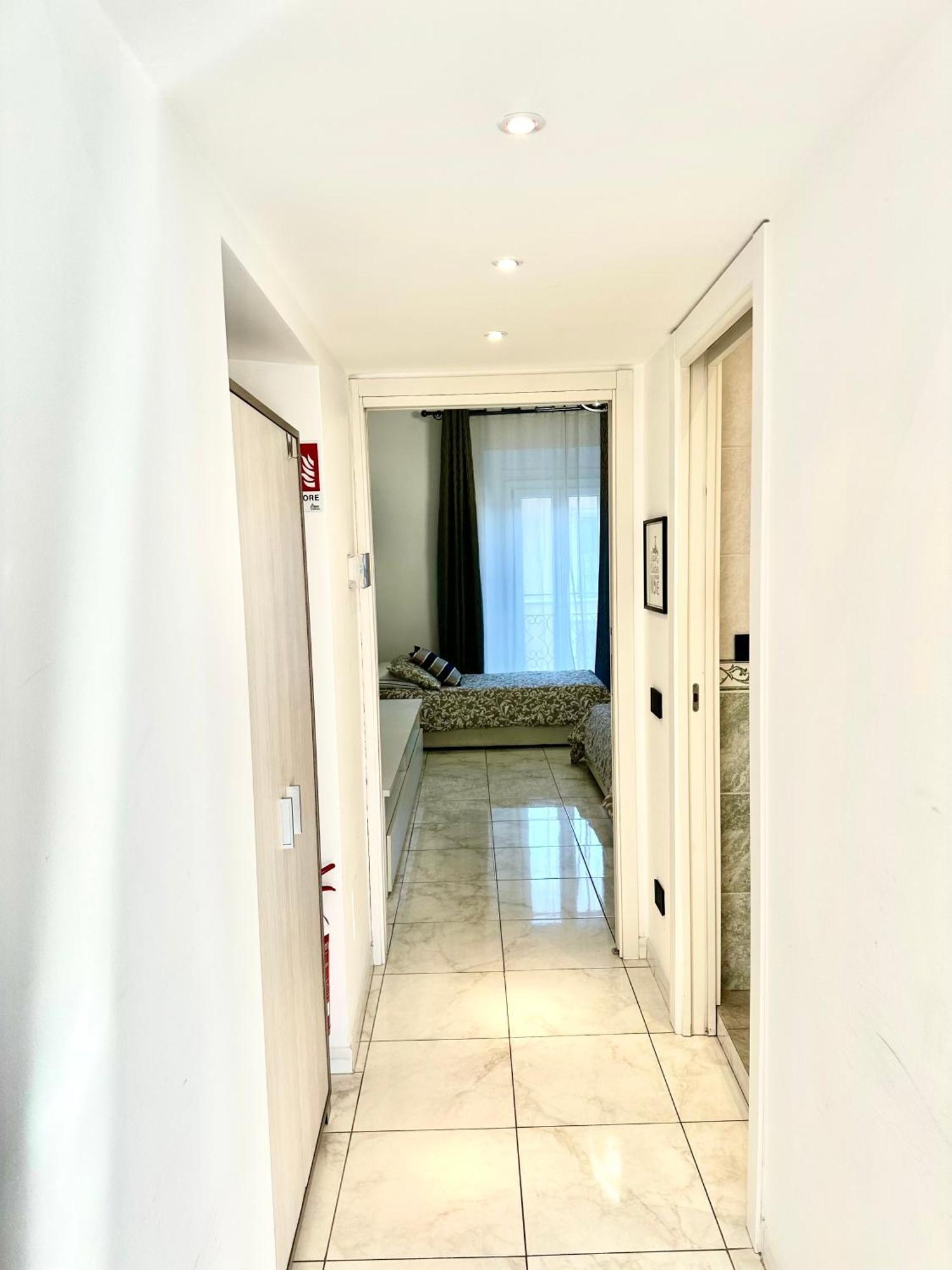 Isola Apartment *