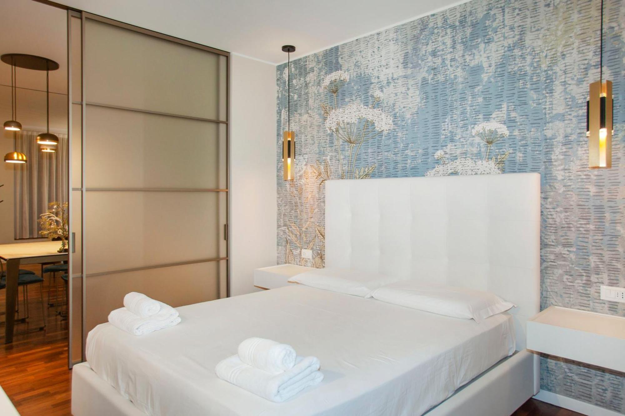 We - Costanza House Milano