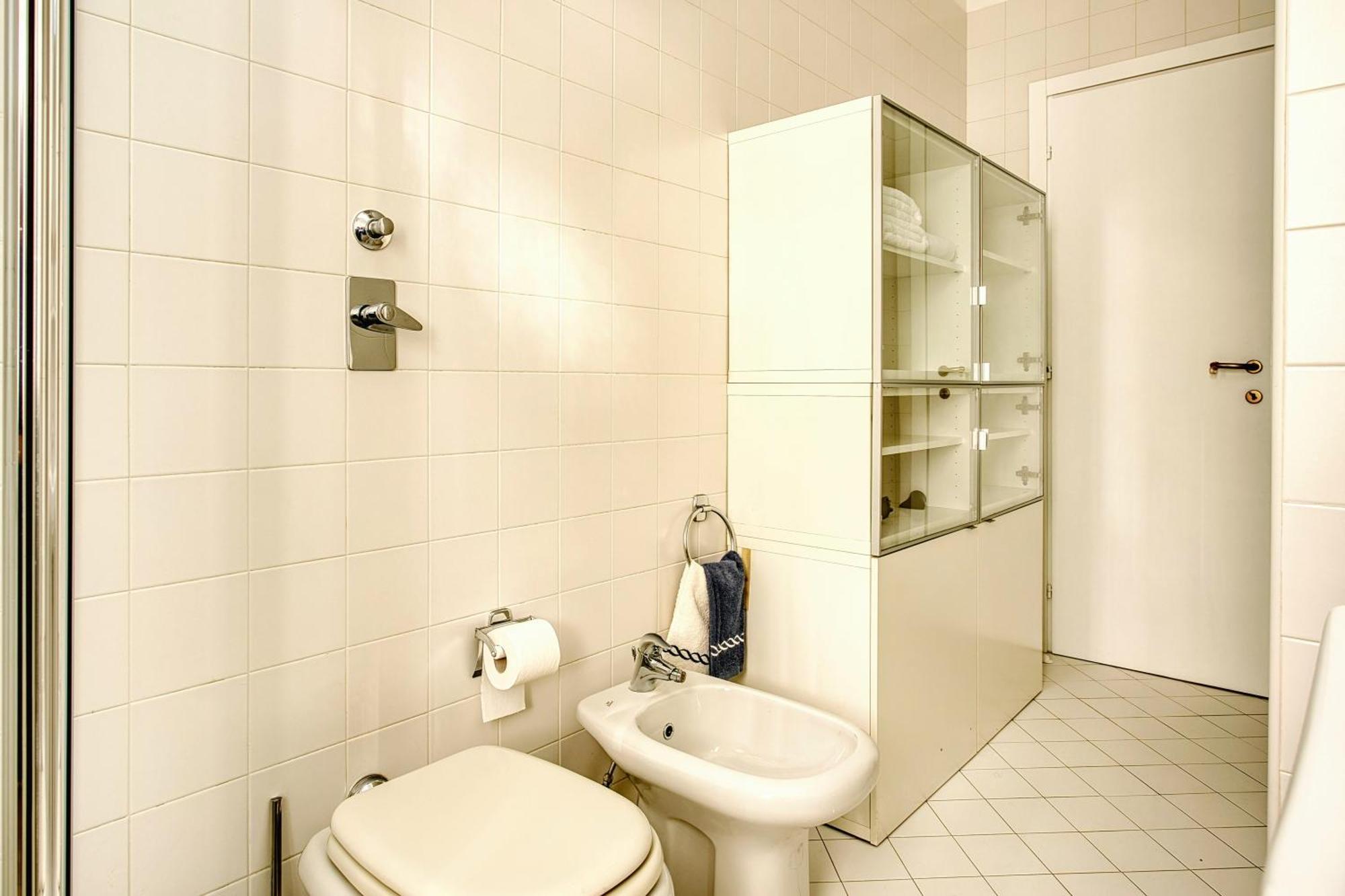 Elegant One-bedroom In Porta Romana Apartamento Milão