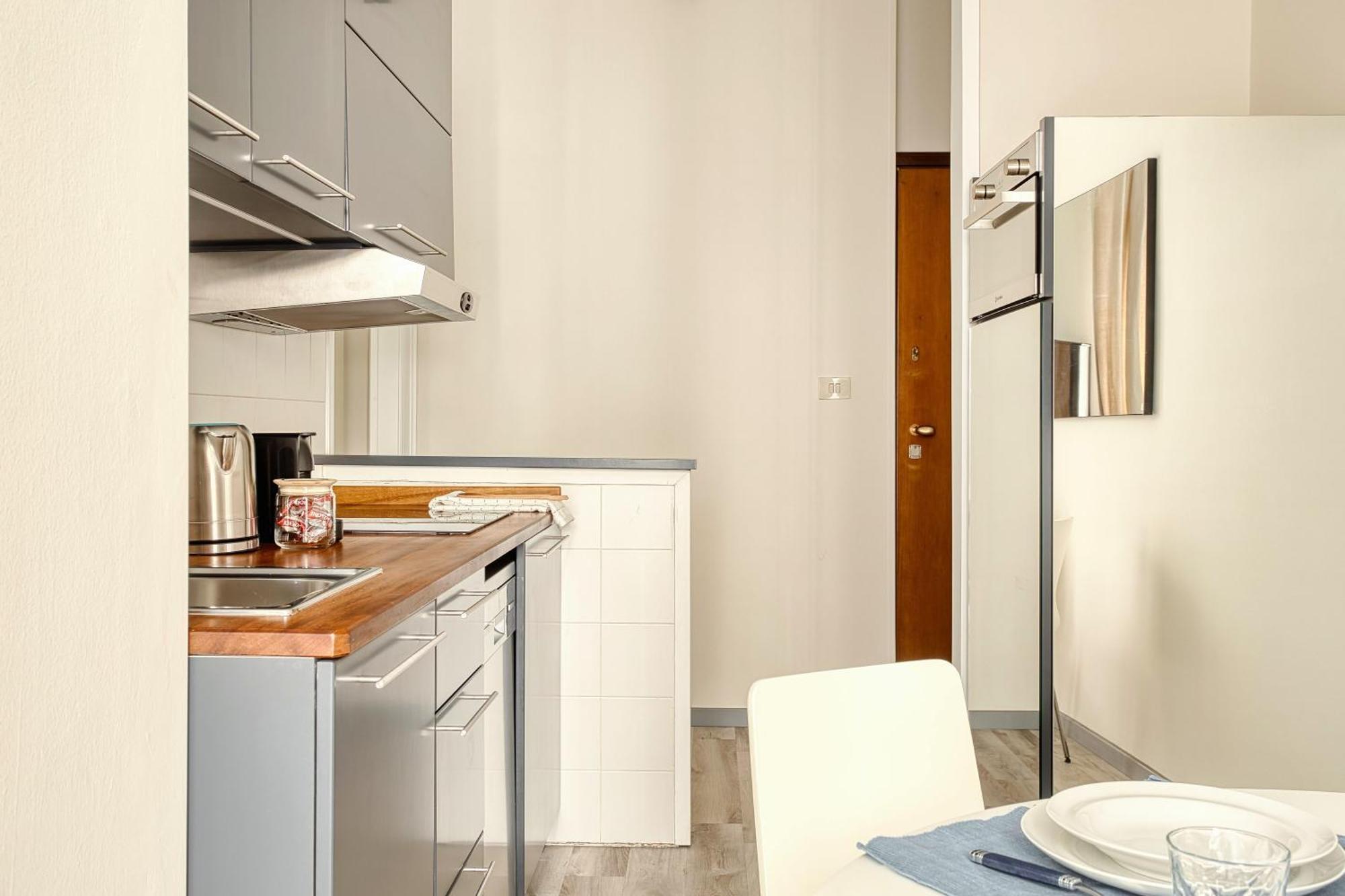 Elegant One-bedroom In Porta Romana Apartamento *