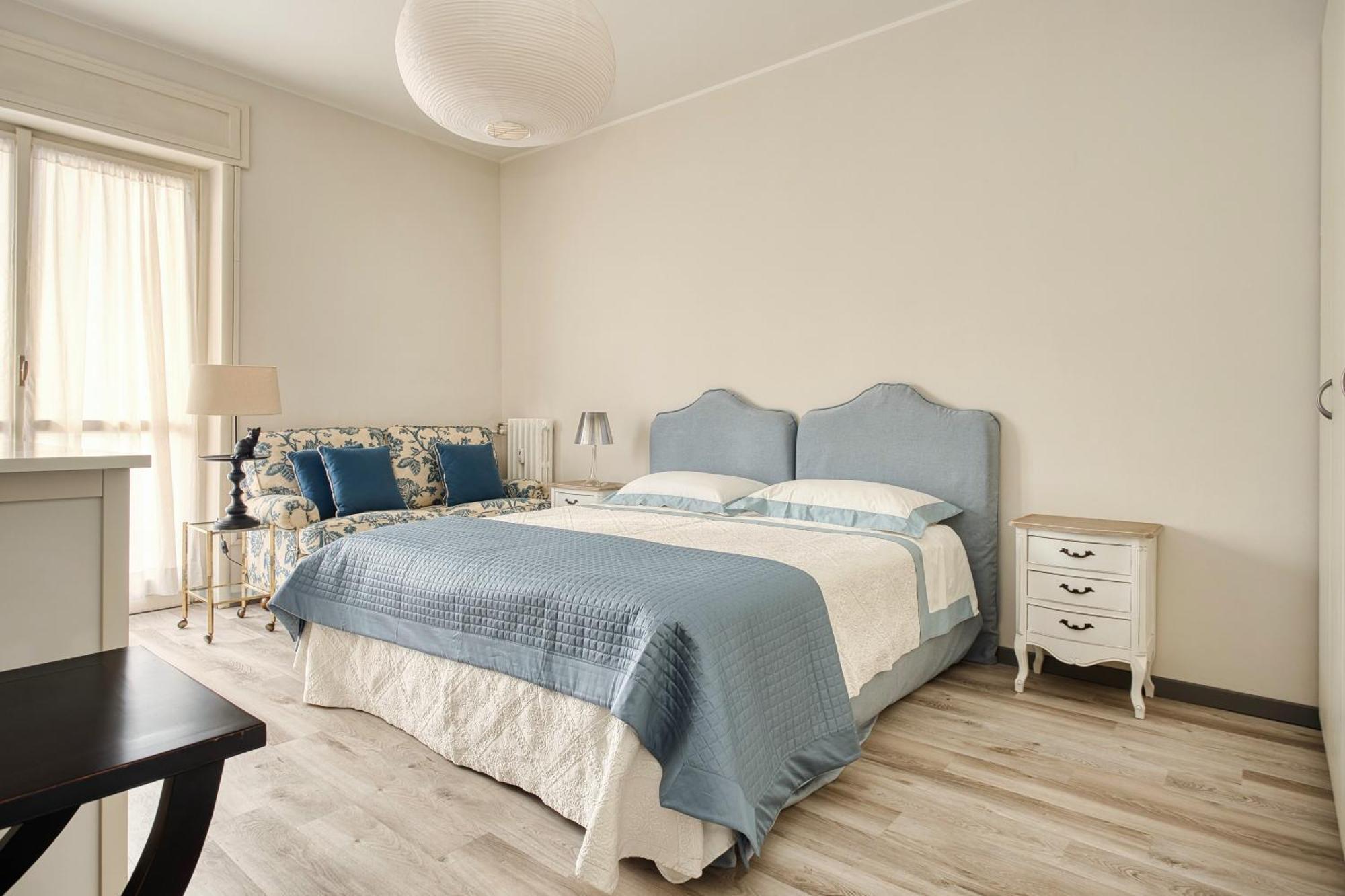 Elegant One-bedroom In Porta Romana Apartamento