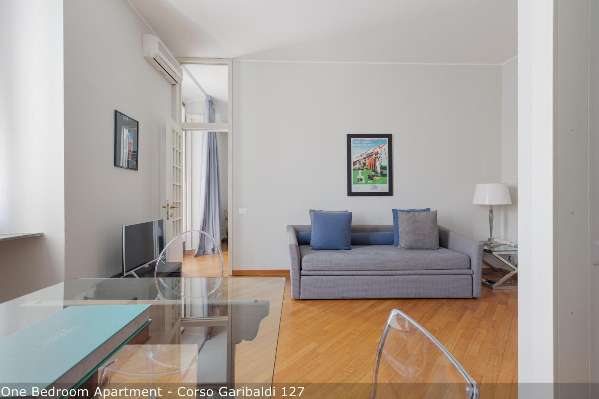 Apartment Brera In Garibaldi Milan