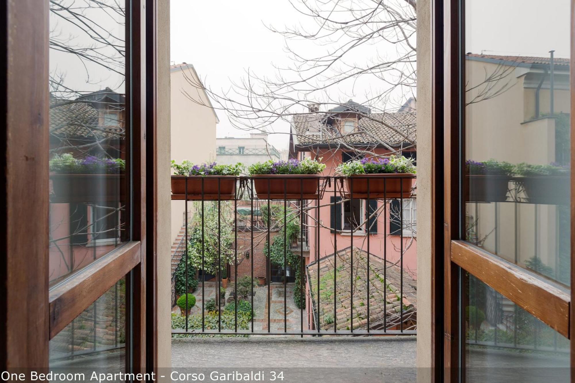 Apartment Brera In Garibaldi Milan
