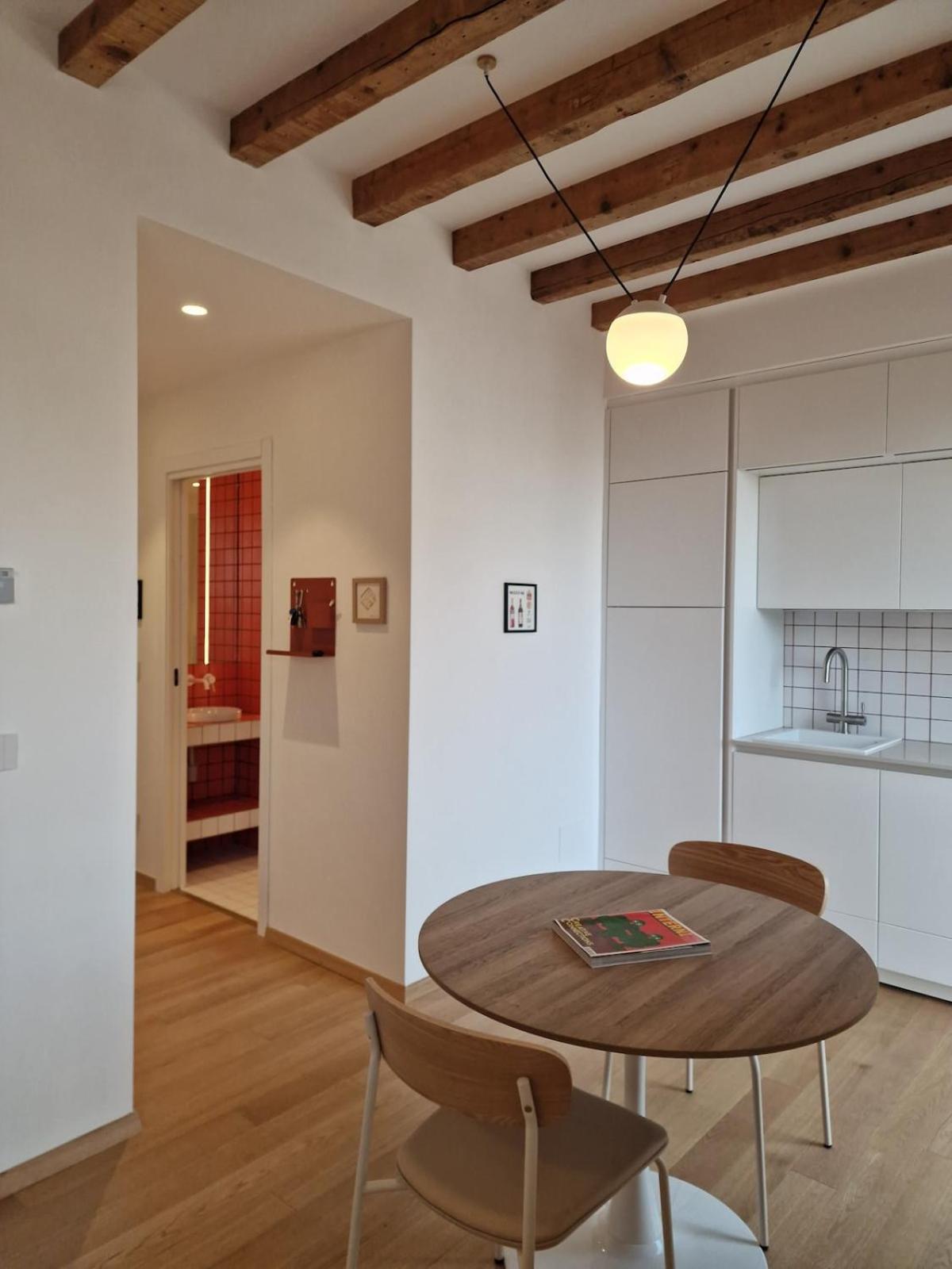 Apartamento Camparino Apartment, 10 Min From The Duomo, Milão
