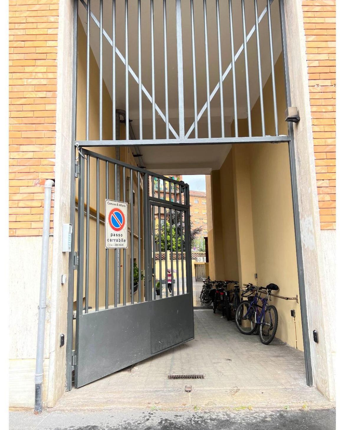 Apartment Cozy Design In Piola-citta Studi Milan
