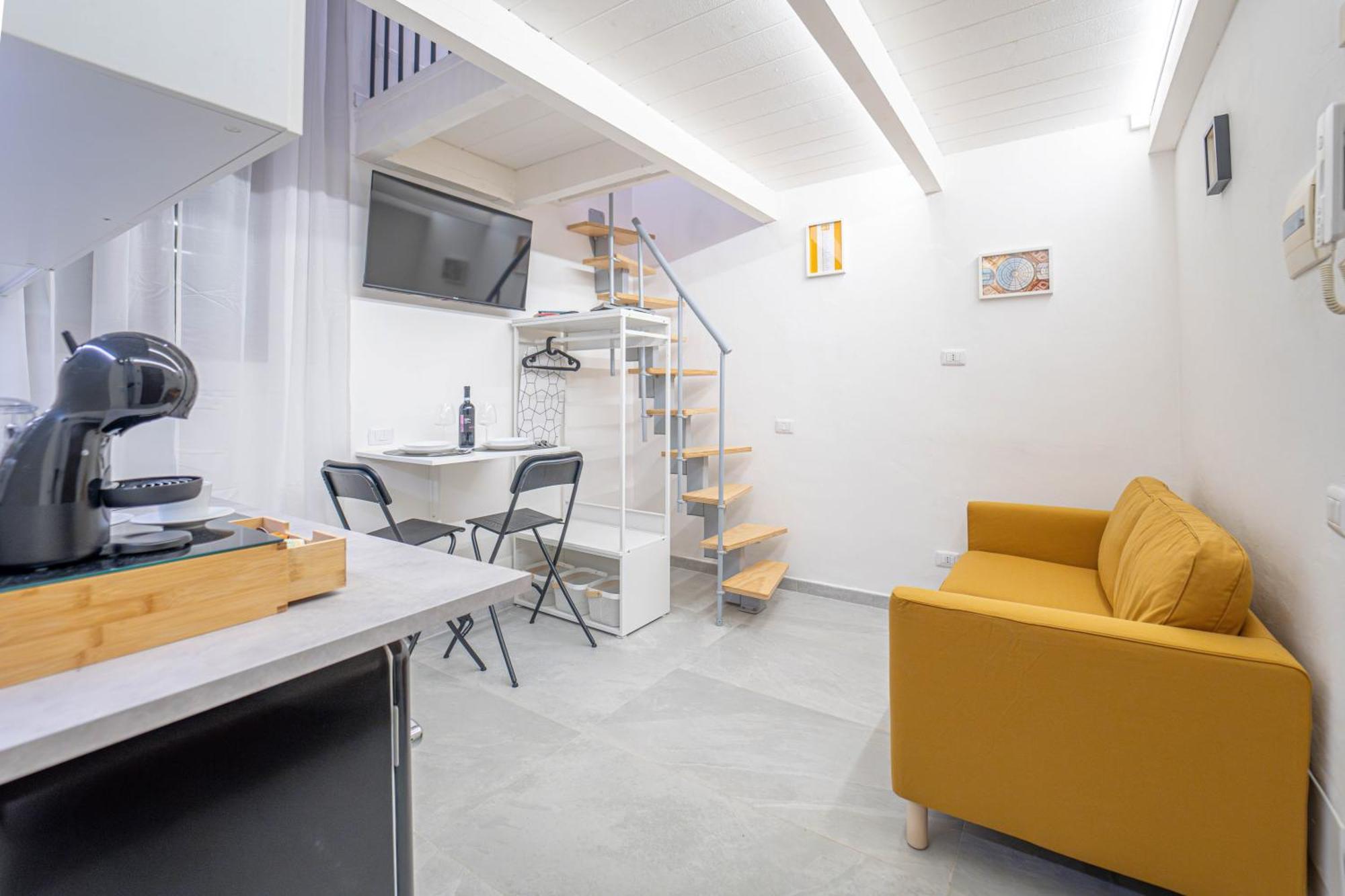 Apartment Metro Yellow Milan