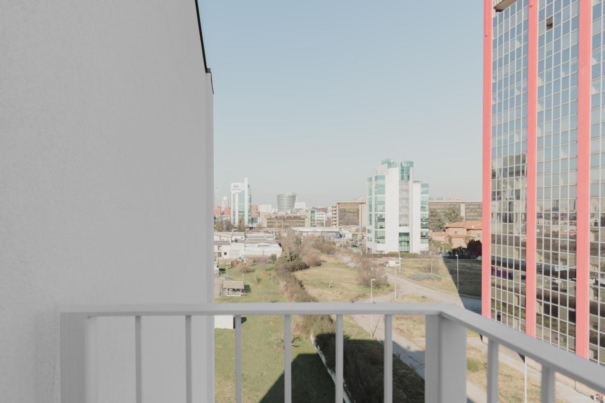 Gohost - Modern And Bright Apartments With Terrace And Balcony Apartment Milan