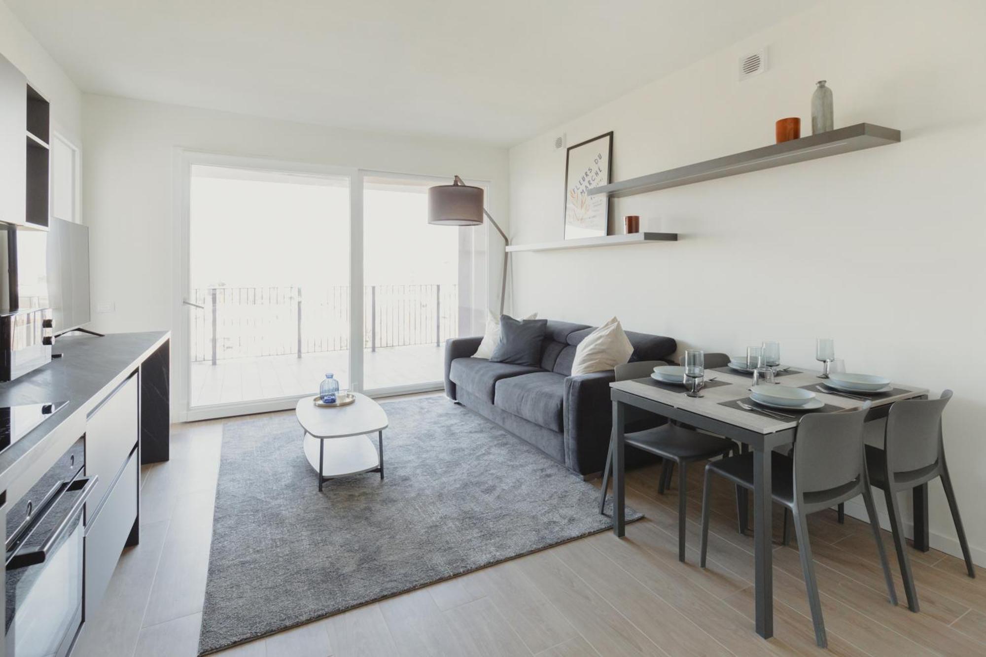 Apartment Gohost - Modern And Bright Apartments With Terrace And Balcony