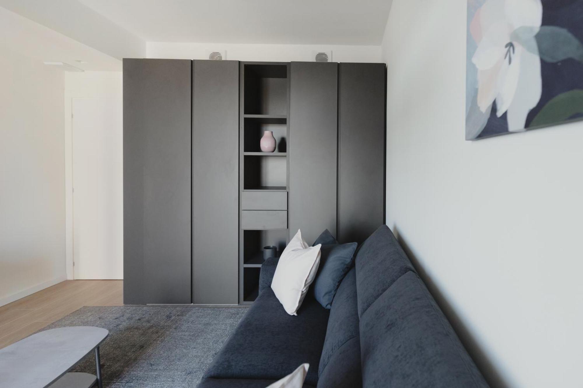 Apartment Gohost - Modern And Bright Apartments With Terrace And Balcony Milan