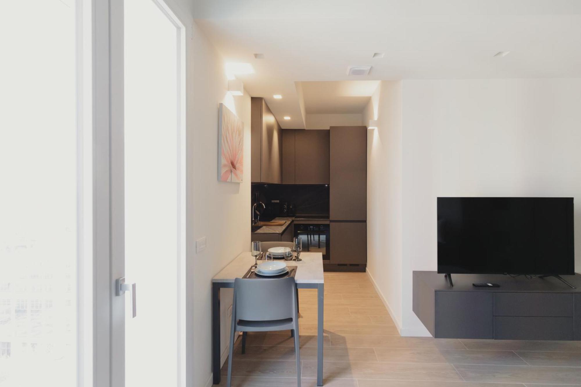 Apartment Gohost - Modern And Bright Apartments With Terrace And Balcony
