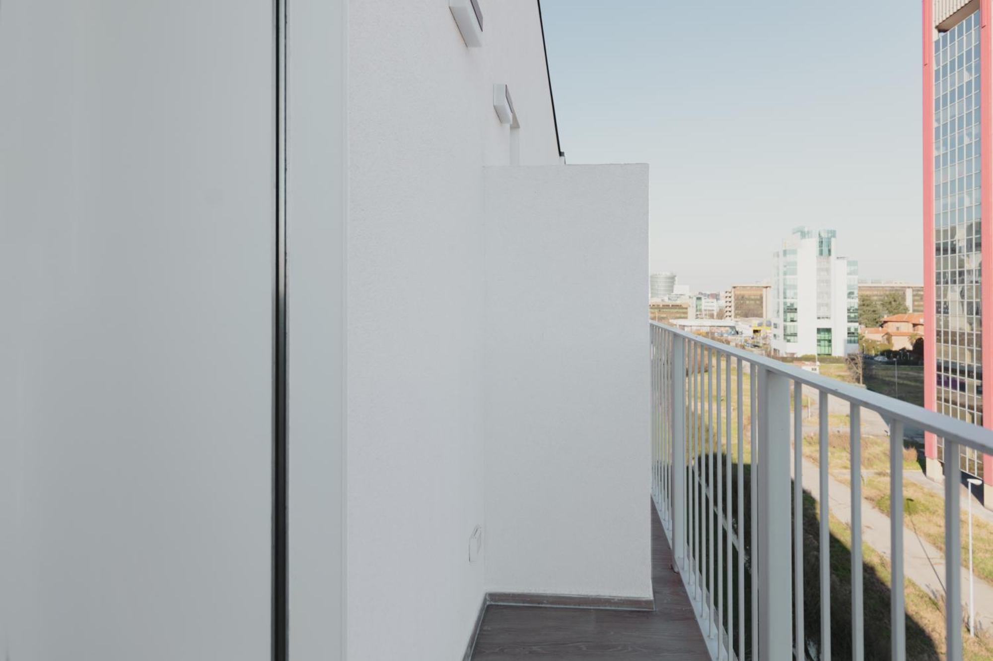 Apartment Gohost - Modern And Bright Apartments With Terrace And Balcony *