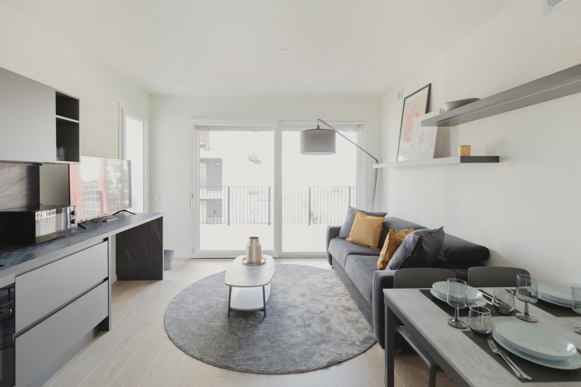 Gohost - Modern And Bright Apartments With Terrace And Balcony *