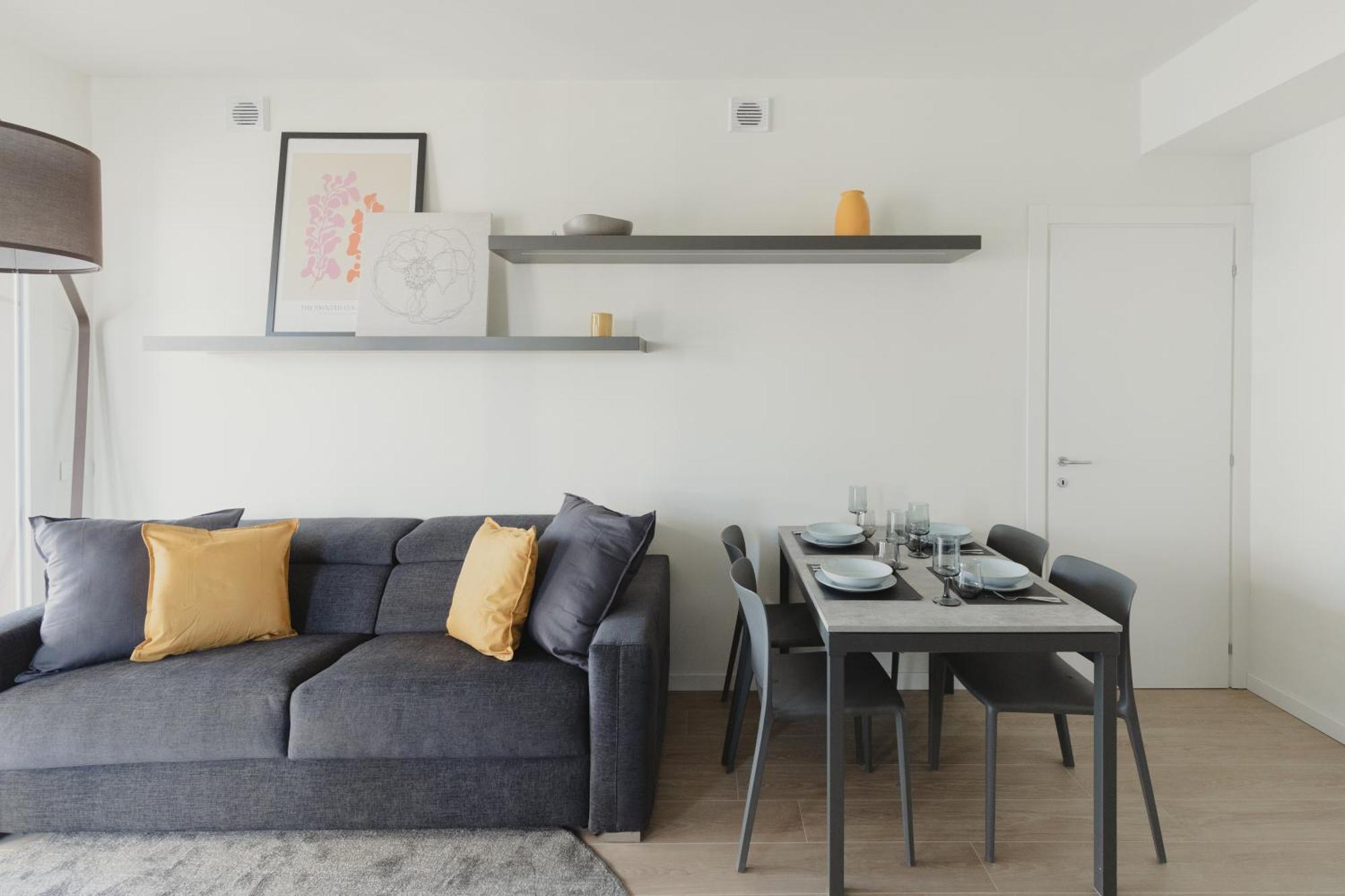 Apartment Gohost - Modern And Bright Apartments With Terrace And Balcony Milan