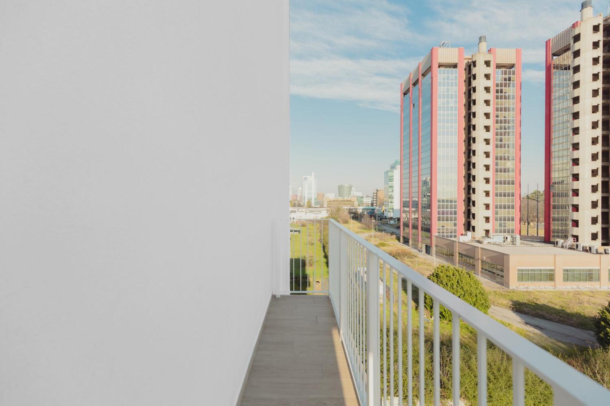 Apartment Gohost - Modern And Bright Apartments With Terrace And Balcony Milan