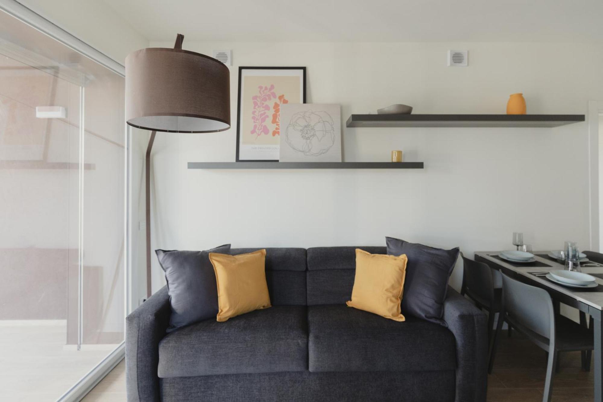 Gohost - Modern And Bright Apartments With Terrace And Balcony Apartment *